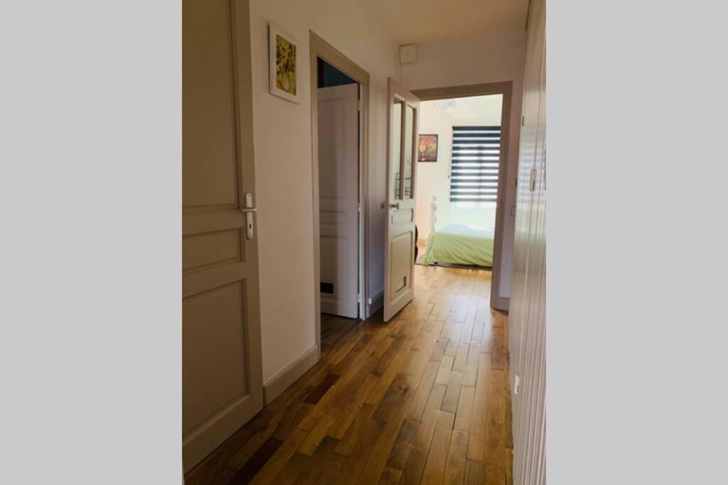 Bel Appartement Independant Centre De Magny-Cours Avec Parking Εξωτερικό φωτογραφία