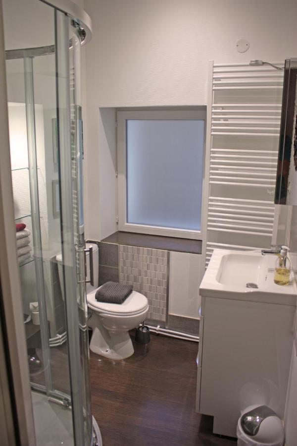 Bel Appartement Independant Centre De Magny-Cours Avec Parking Εξωτερικό φωτογραφία